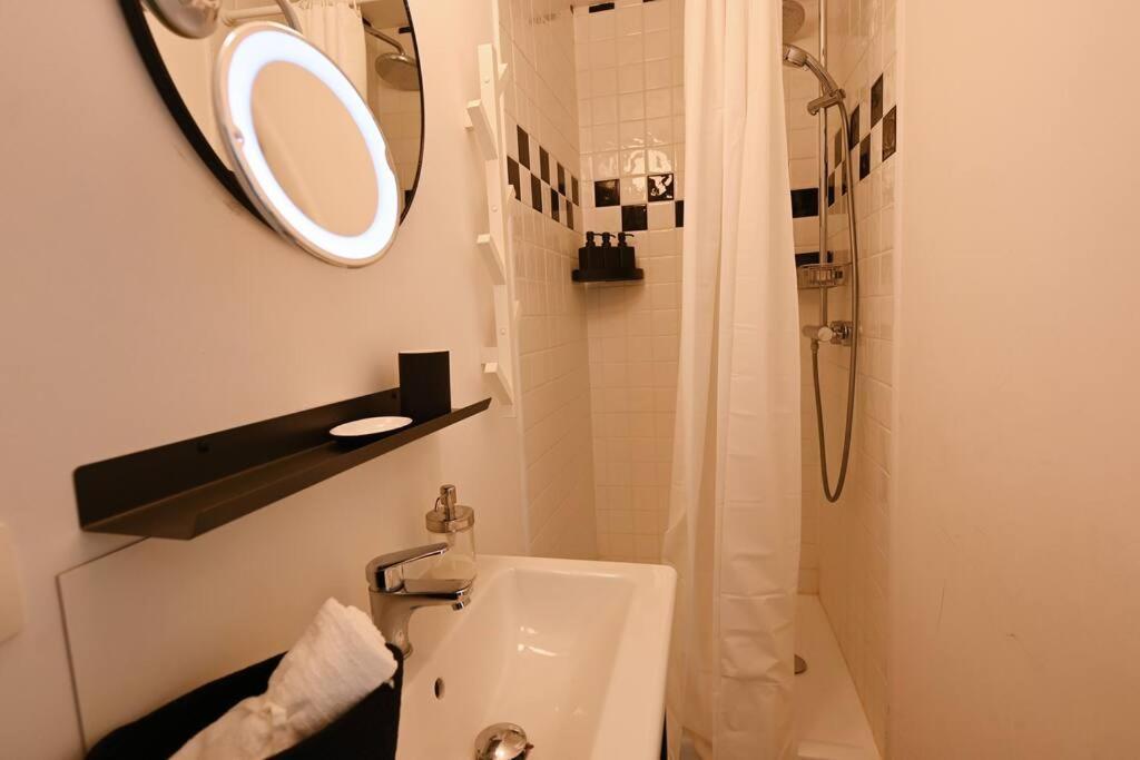 Superb 3 Bedroom & 3 Bathroom Duplex In Brussels City Centre מראה חיצוני תמונה